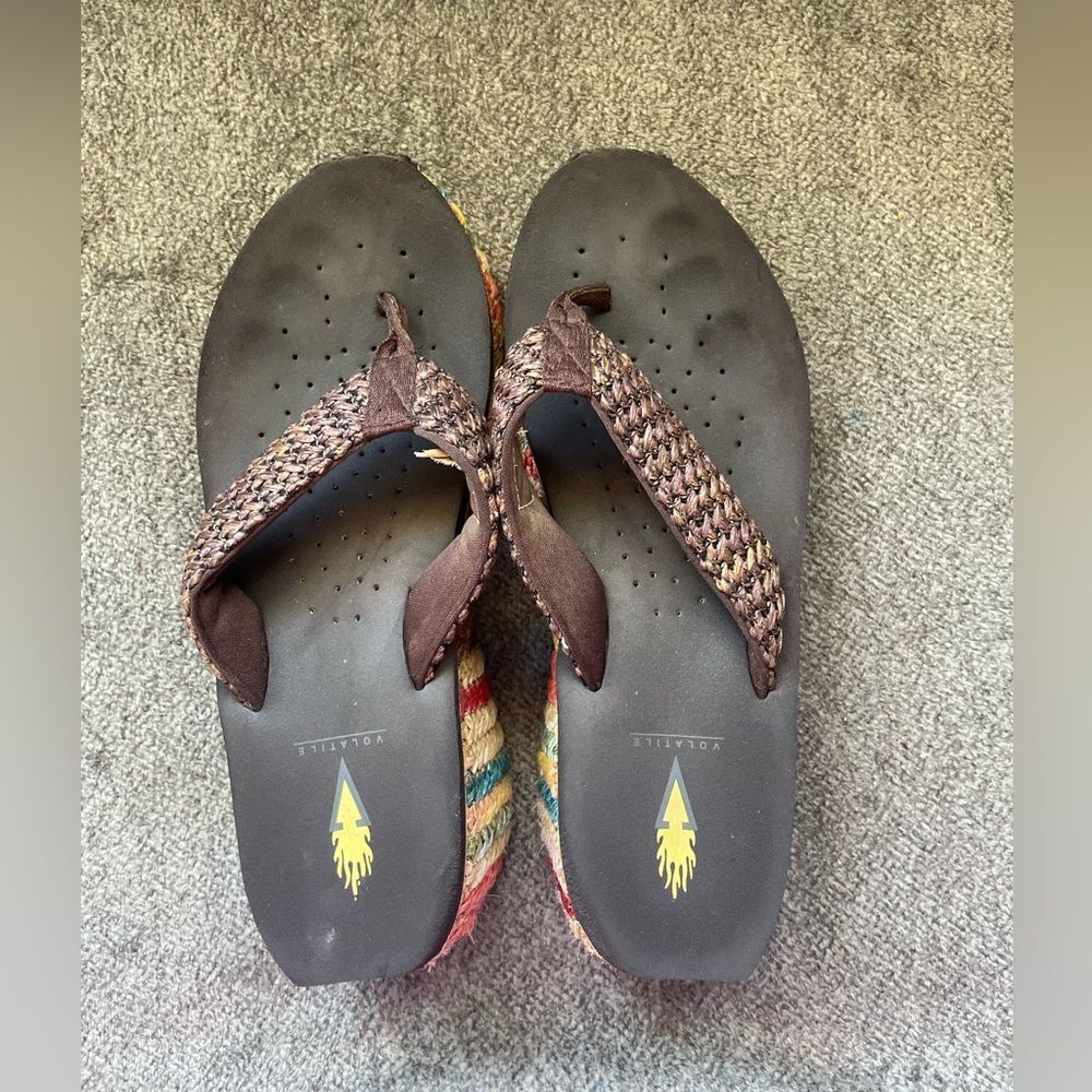 Volatile Multicolor Island Wedge Woven Sandals size 8